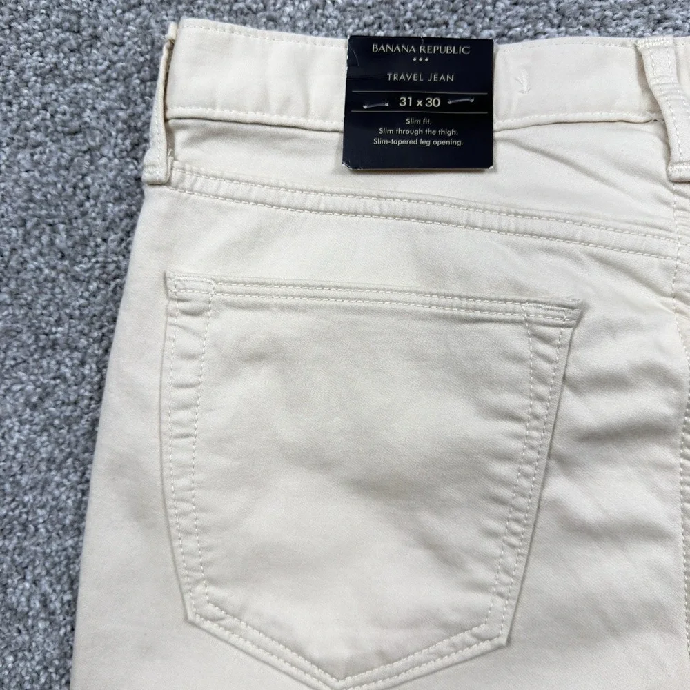 Banana Republic Travel Jeans Mens 31x30 Slim Fit Cream Stretch Pants NWT